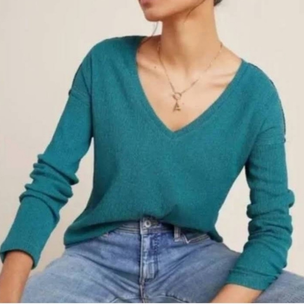 Anthropologie Long Sleeve Textured V-neck Top- size M